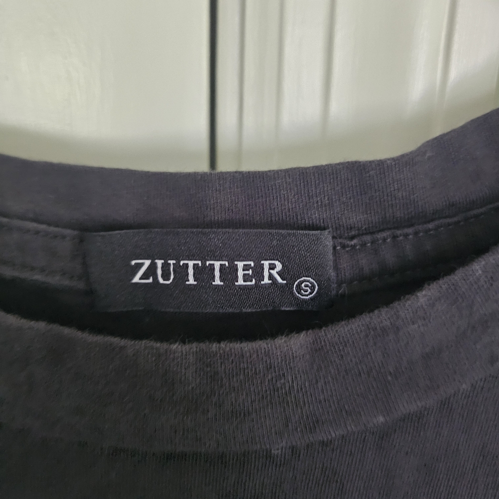 Black and Pink Short Sleeve Tee with Equestrian Logo - Picture 3 of 3